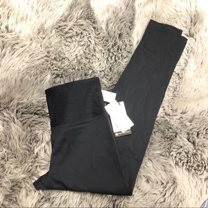 Tuff Athletic | Women's Leggings | Wave Waistband